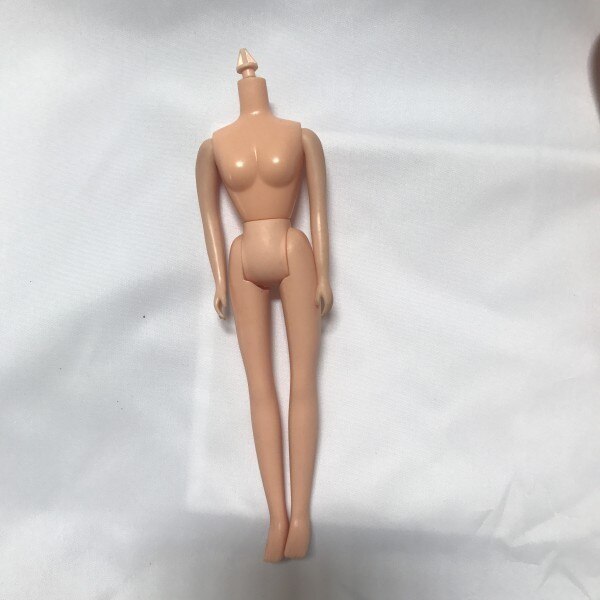 Nude girl no head