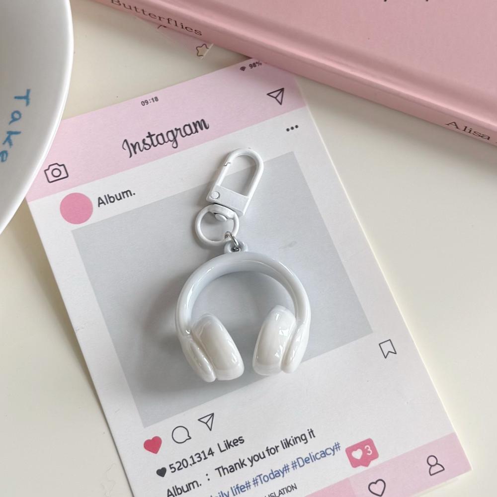 Modern Resin Keychain With Headphone Detail, Multipurpose Bag Hanging Decoration For Backpacks Phones
