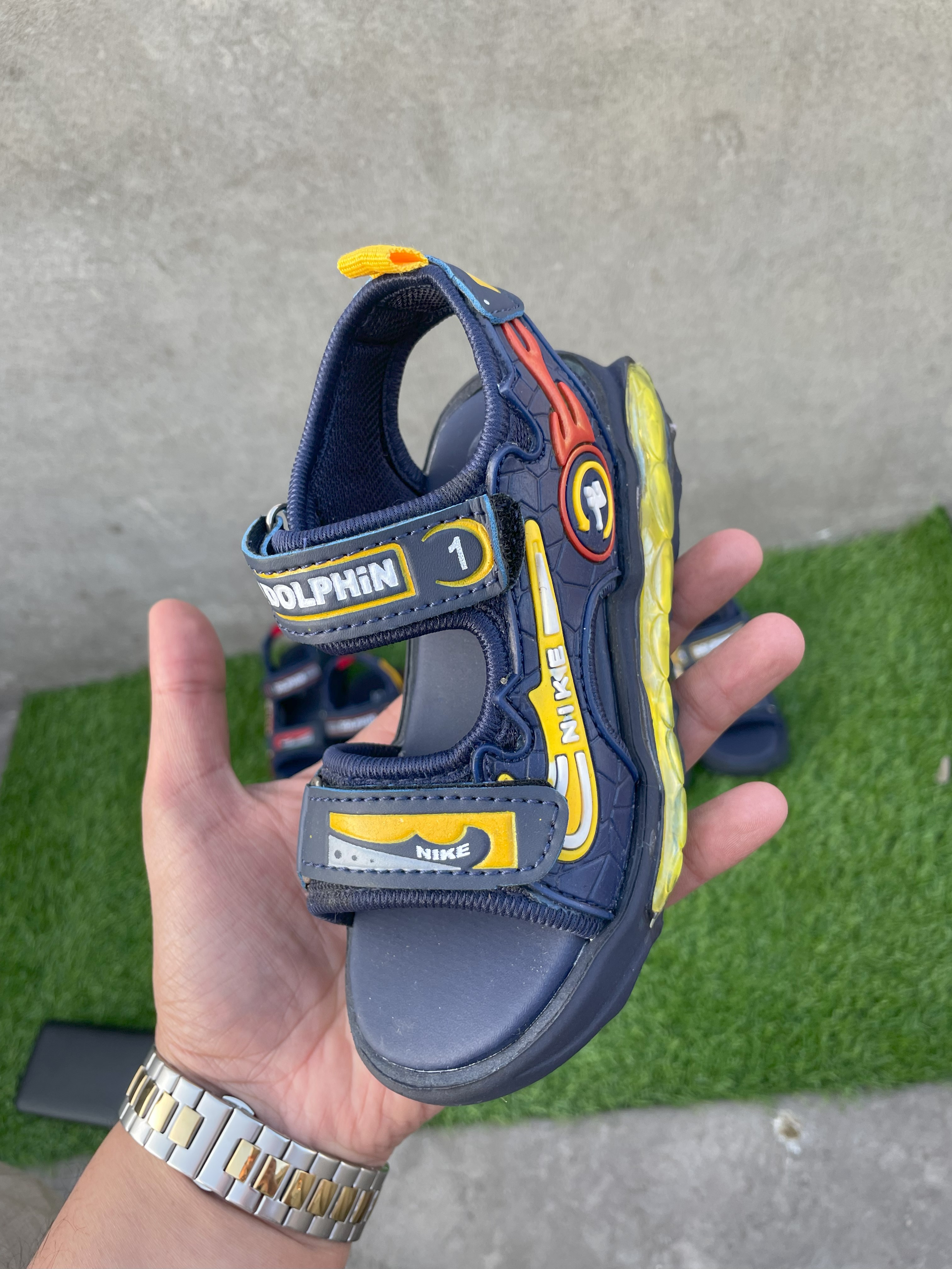 (1yrs to 10yrs) Kids Lighting sandal for boys , Kids Light sandal , Kids Light sandals boys , sandals for boys , Sandals for boys stylish , Blue Sandal for kids boys , Sandals for boys kito , Kids sandals girls , Kids sandal , boys sandals , boys sandal
