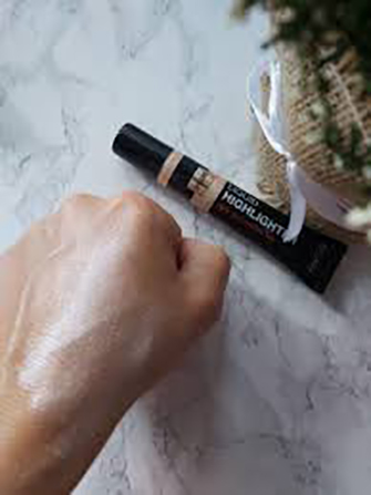 ingrid liquid highlighter