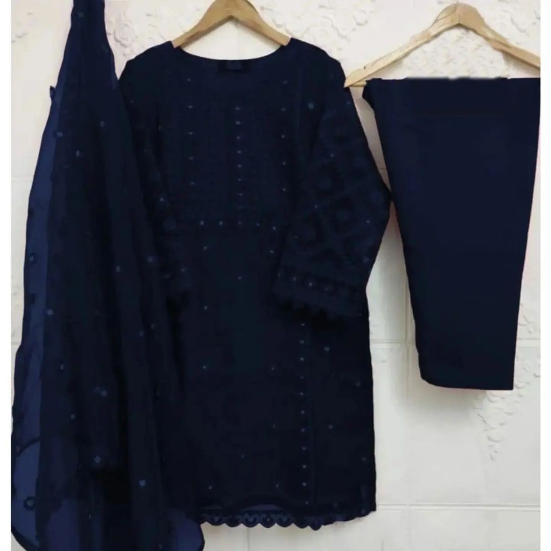 Heavy Silk 3 Piece Set With Organza Dupatta
