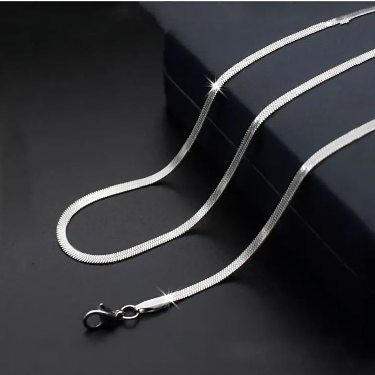 Snake Chain In Silver Life Time Color Warranty For Man-Boys