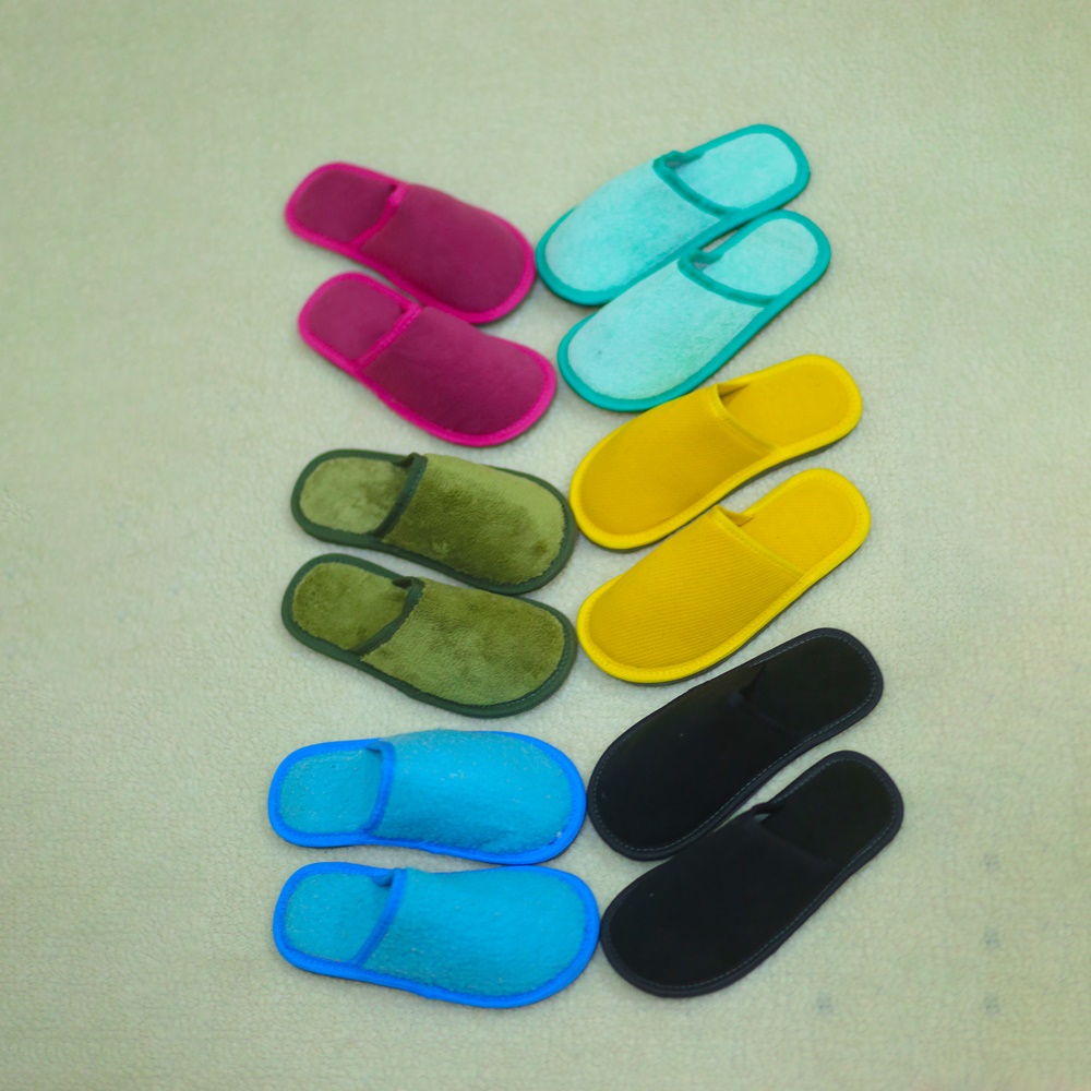 Children's Portable Closed Indoor Slippers Breathable Cute Slippers for Home 1 Pair