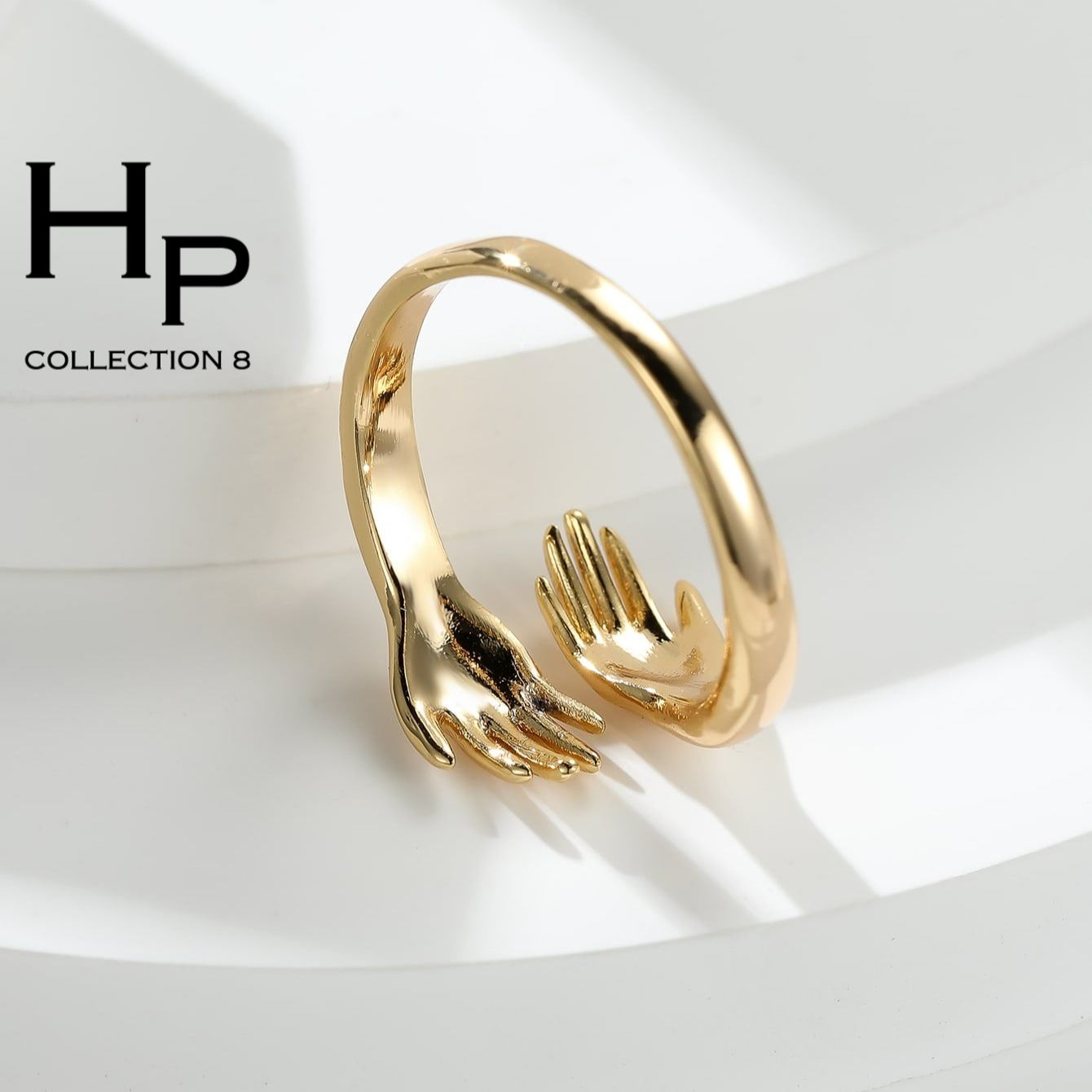 Adjustable Love Hug Ring In (Gold)