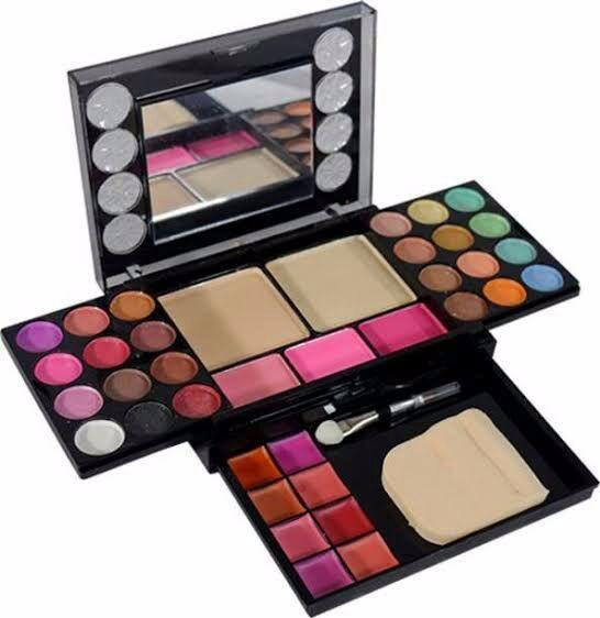 Kiss Beauty Makeup Kit Saubhaya Makeup
