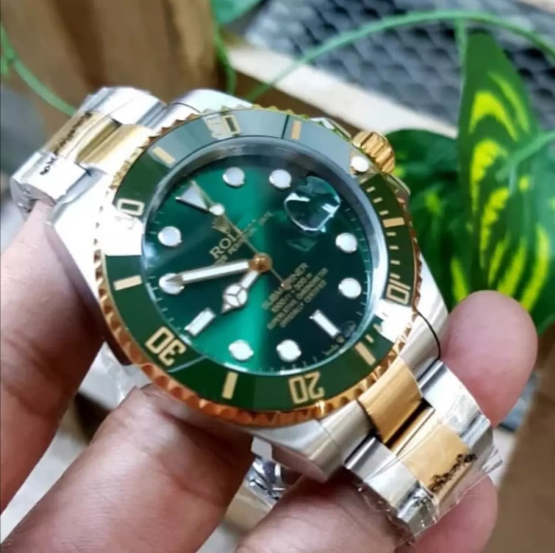 Gold green cheap submariner